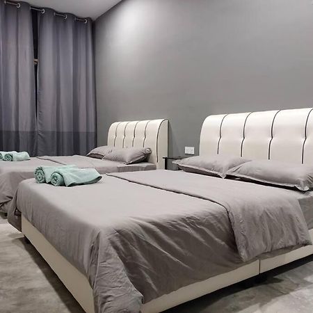 Impian Stay 0.1 Townhouse With 3 Bedrooms. 쿠아 외부 사진