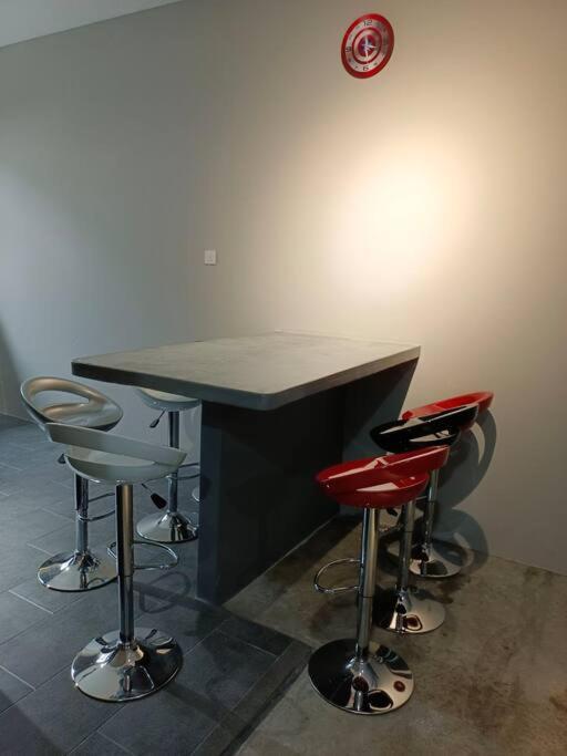 Impian Stay 0.1 Townhouse With 3 Bedrooms. 쿠아 외부 사진