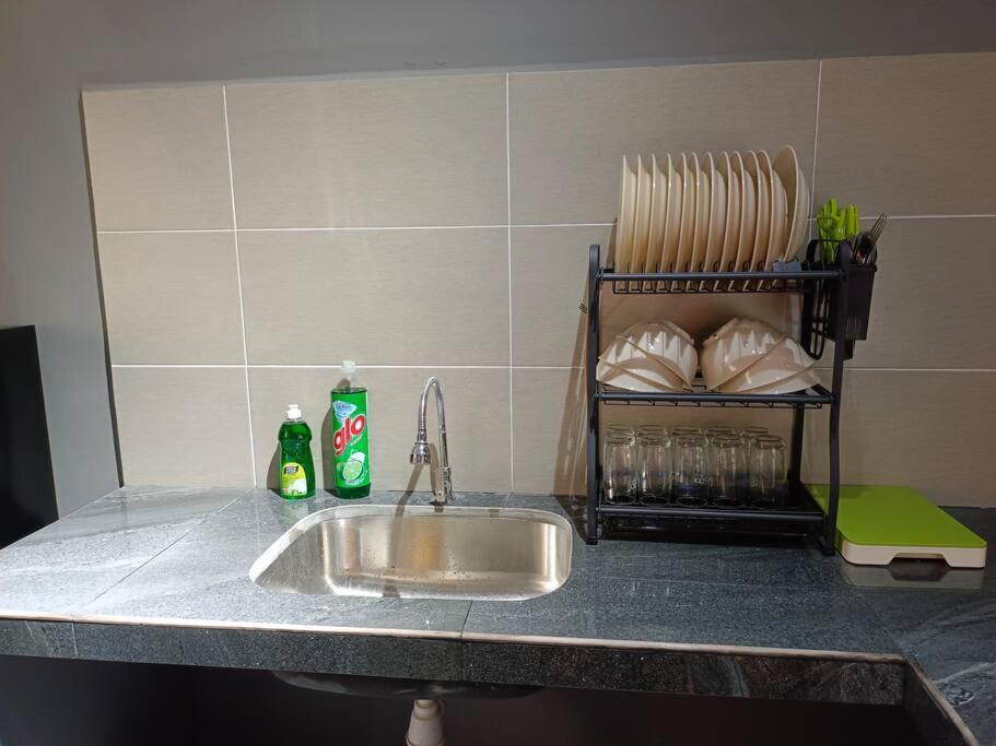Impian Stay 0.1 Townhouse With 3 Bedrooms. 쿠아 외부 사진